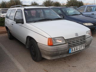  Astra Mk II Kombifahrzeug (Kombi) 1984-1991